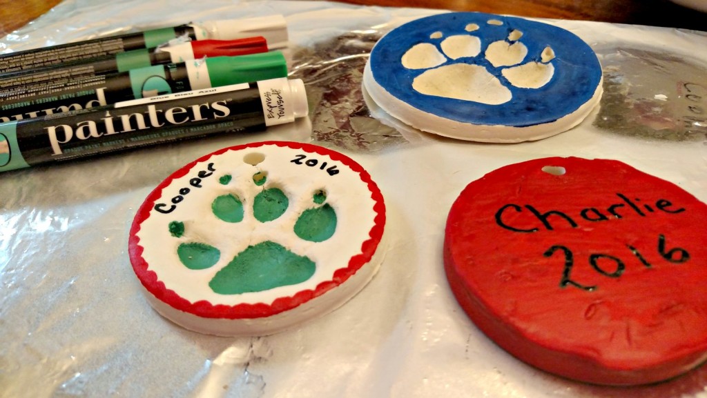 diy paw print ornament